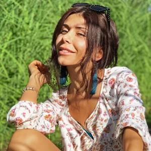 Meet your Posher, Diana